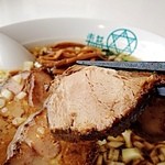 楽観 立川店 - トッピングチャーシュー。