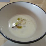 Ryoriya Takashima - お口初め～淡路島の玉ねぎのスープと団子　オリーブオイル 黒コショウ