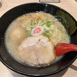 頑者製麺所 - 背脂醤油ラーメン味玉