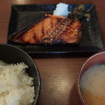 魚の旨い店 - (2022.11)秋鮭の西京焼き