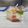 鮨と串 たけ寅 - 桜鯛 芽ねぎ