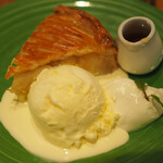 GRANNY SMITH APPLE PIE & COFFEE - 