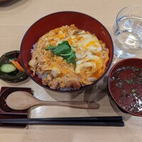 花見川 大富 - 親子丼