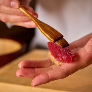 【マルビルから移転しより洗練された空間と料理】