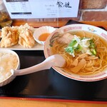 らーめん 紫龍 - 2023年3月　唐揚げセット（1060円）