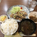 家庭料理居酒屋 よってって - ♪豚肉のネギ塩焼定食 ¥500