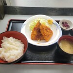 レストハウス逗葉 - アジフライ定食(税込820円)