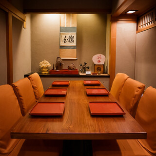 個室完備。日常を忘れて心ほどけるひと時を。大切な日のお食事に