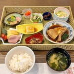 ジャパニーズダイニング 和振 - 和振ランチ・椿（豚角煮）(\1,980)