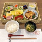 ジャパニーズダイニング 和振 - 和振ランチ・椿（豚角煮）(\1,980)