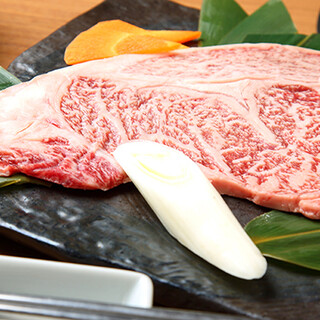 A la carte is also available ◎ Enjoy A5 rank special beef such as special tongue and short ribs
