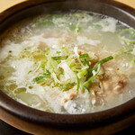 Samgyetang (samgyetang)