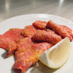 Horumon Yakiniku Hachi - 