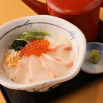 Red sea bream and salmon roe soup chazuke