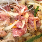 彩食韓 - プルコギ（２人前より）『韓国の大衆的な焼き肉料理として、広く親しまれている料理です。「プル」（불）は「火」、「コギ」（고기）は「肉」の意味ですが、焼き肉よりは、むしろ日本のすき焼きに近いです。』※メニュー表記通り