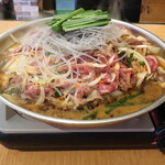 彩食韓 - プルコギ（２人前より）『韓国の大衆的な焼き肉料理として、広く親しまれている料理です。「プル」（불）は「火」、「コギ」（고기）は「肉」の意味ですが、焼き肉よりは、むしろ日本のすき焼きに近いです。』※メニュー表記通り