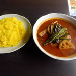 STAR - チキンスープカレー　950円