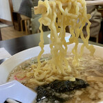 Menya En - ちぢれ太麺をリフトアップ⤴️