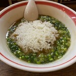 和歌山ラーメン まる岡 - 麺の後の〆雑炊