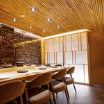 鮨 かぐら - メインカウンター