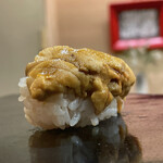 日本橋蛎殻町 すぎた - あか雲丹。震えた