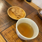 手打ち蕎麦 仙太郎 - そば茶、そば煎餅♪