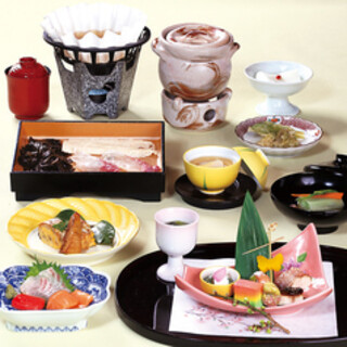 Feel free to enjoy Kaiseki cuisine