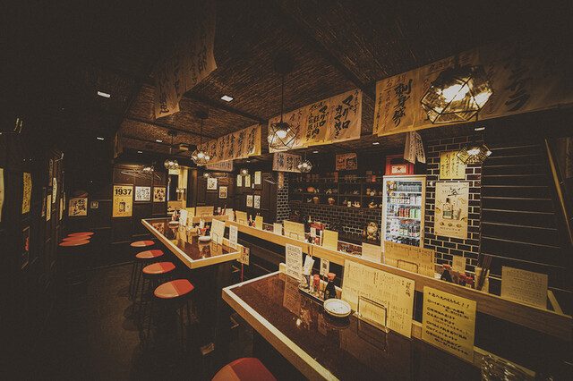 座席 : みなみの十忠八九 （ミナミノジュッチュウハック） - なんば