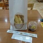 天ぷら和食処 四六時中 - 料理写真:お手頃  満足天丼 紙袋入り・箸・お手拭き付き