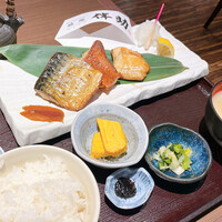 高級ブランド干物 『銀座伴助』 銀座本店 - 