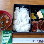 コンパル - 味噌カツ定食