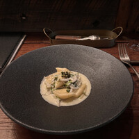 ワインとくつろぐ ツキアカリ - 