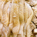 まるか - ハイナンチキンライス（カオマンガイ）の蒸し鶏