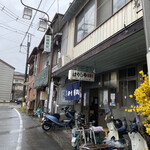 林屋食堂 - 外観