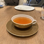 Reglisse - 紅茶の器が美しい。