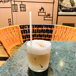 マルニ フラワー カフェ - 