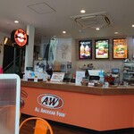 A&W - 店内