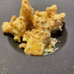 ビストロチャイナ 蜜柑 - 大エビのマヨネーズソース。