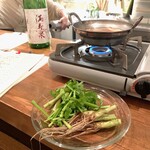 横浜野菜と日本酒 七草 - せり鍋