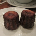 コム・ア・ラ・メゾン - 焼き立てカヌレ