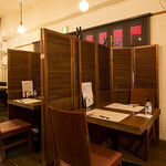 BAR WAIWAI TALIANO DUOZO - Table Seating – Layout is Flexible
