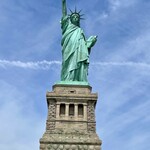 Ellis Café - エリスアイランドとリバティアイランドはセットで周遊します。