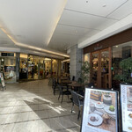 Paul Bassett 新宿 - 