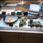 Patisserie TEN & 日比谷okuroji店 - 