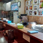 ラーメン富士亭 - 開店直後の店内