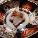 NIKUSYO taku ohira - 旬魚の炭焼き/この日はクエの炙り。