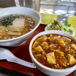 中華料理　幸莱 - ラーメンミニ丼セット（麻婆丼選択）…770円