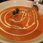 ナマステNIPPON - 夏のお祭りメニューのタンドーリチキン1本入ってるバターチキンカレー！