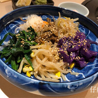 牛刺しと焼肉 仔虎 クリスロード店 - 
