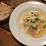 ピッツァ・イズム - ベーコンと春キャベツのパスタランチ